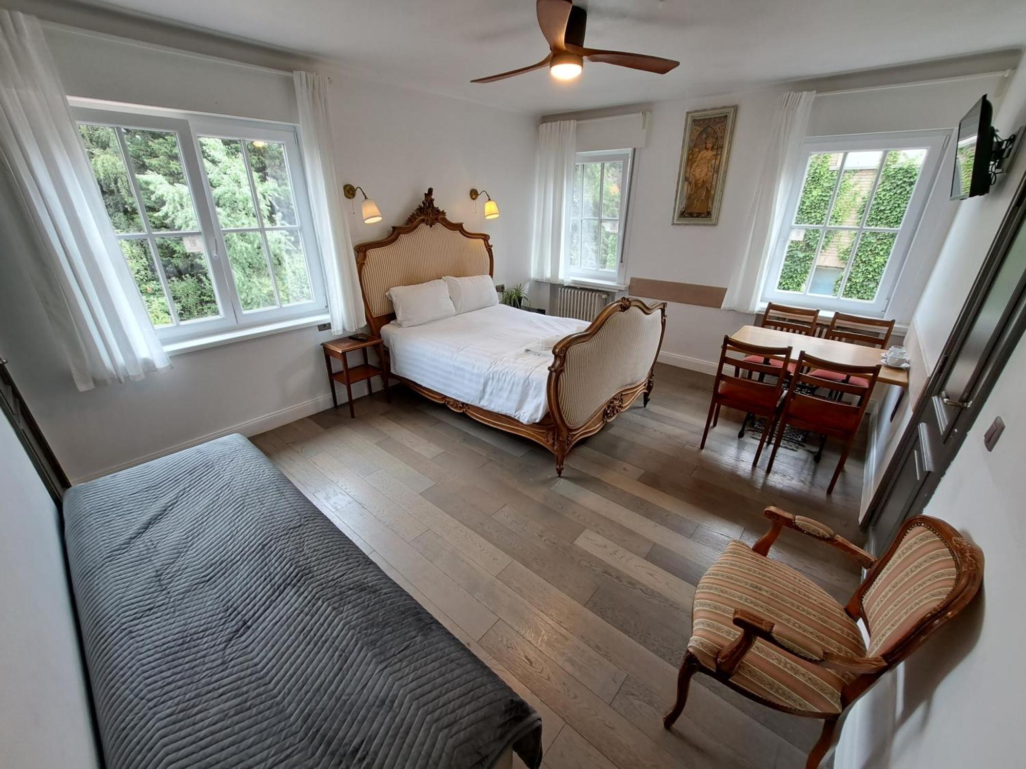 Bed & Breakfast Pickery